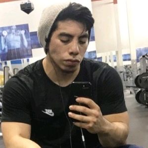 Meet your Posher, Micah